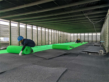 The shelf is covered with 3mm thick sound-absorbing cotton