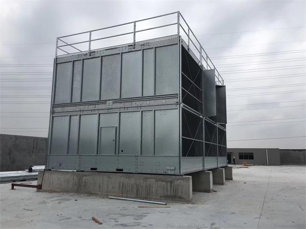 What are the anti freezing measures for closed cooling towers?