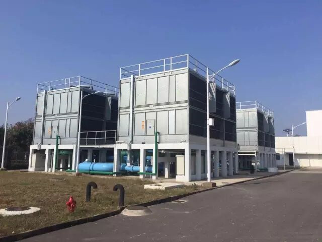 Selection criteria and installation requirements for cooling towers