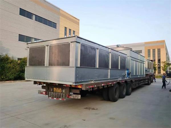 Precautions for the use of closed cooling towers